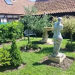 Le Vieux Logis Maison d'hôtes *