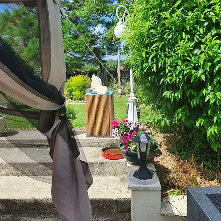 Le Vieux Logis Guest house *