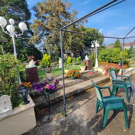 Guest house Le Vieux Logis